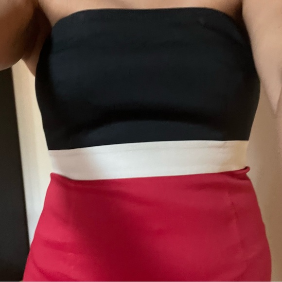 🔥 NWOT DKNY color block strapless dress in black-white-red. Size 10. - Picture 5 of 8
